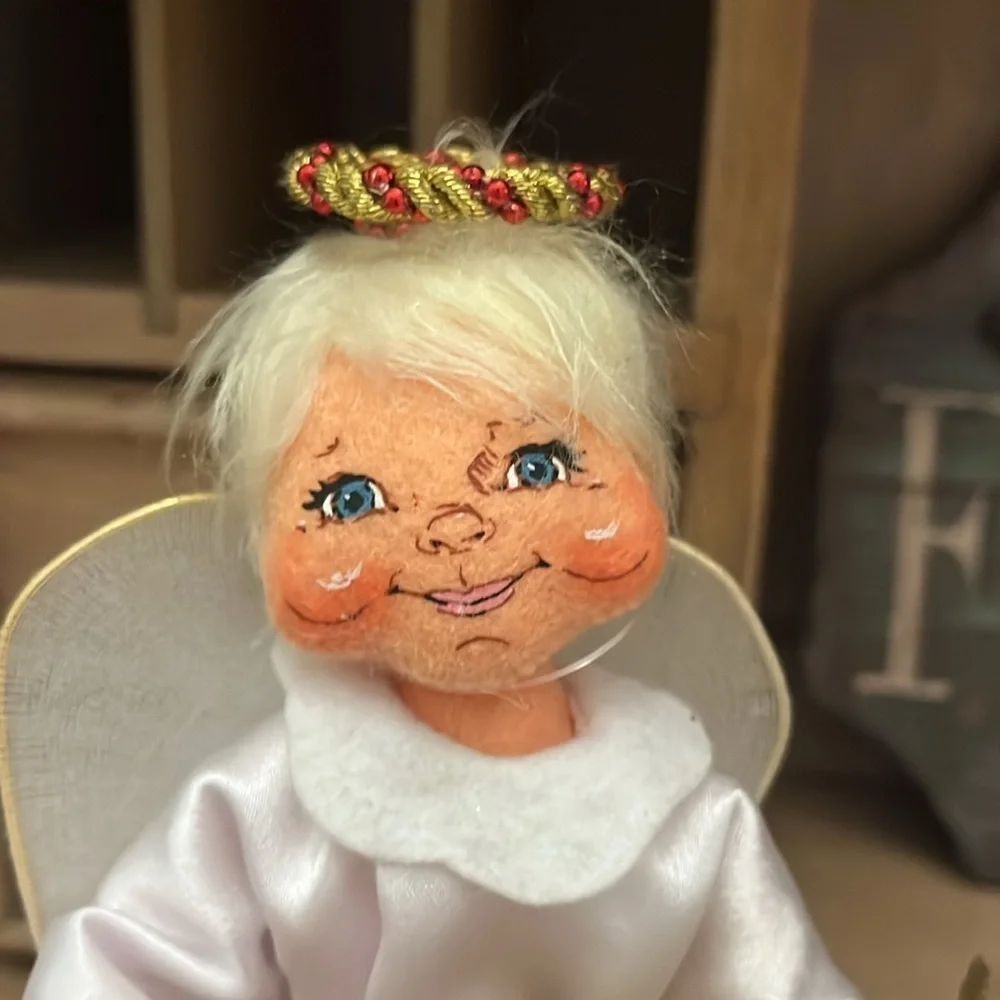 Annalee “Get Your Wings Angel” Holiday Decor Bell 9”